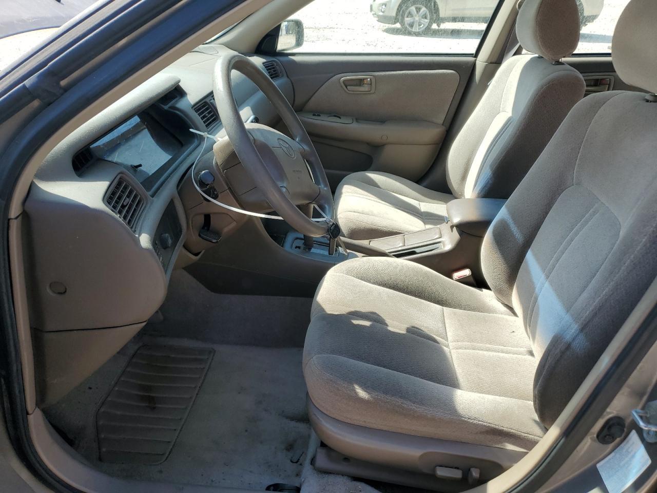 2001 Toyota Camry Ce - Фото 7