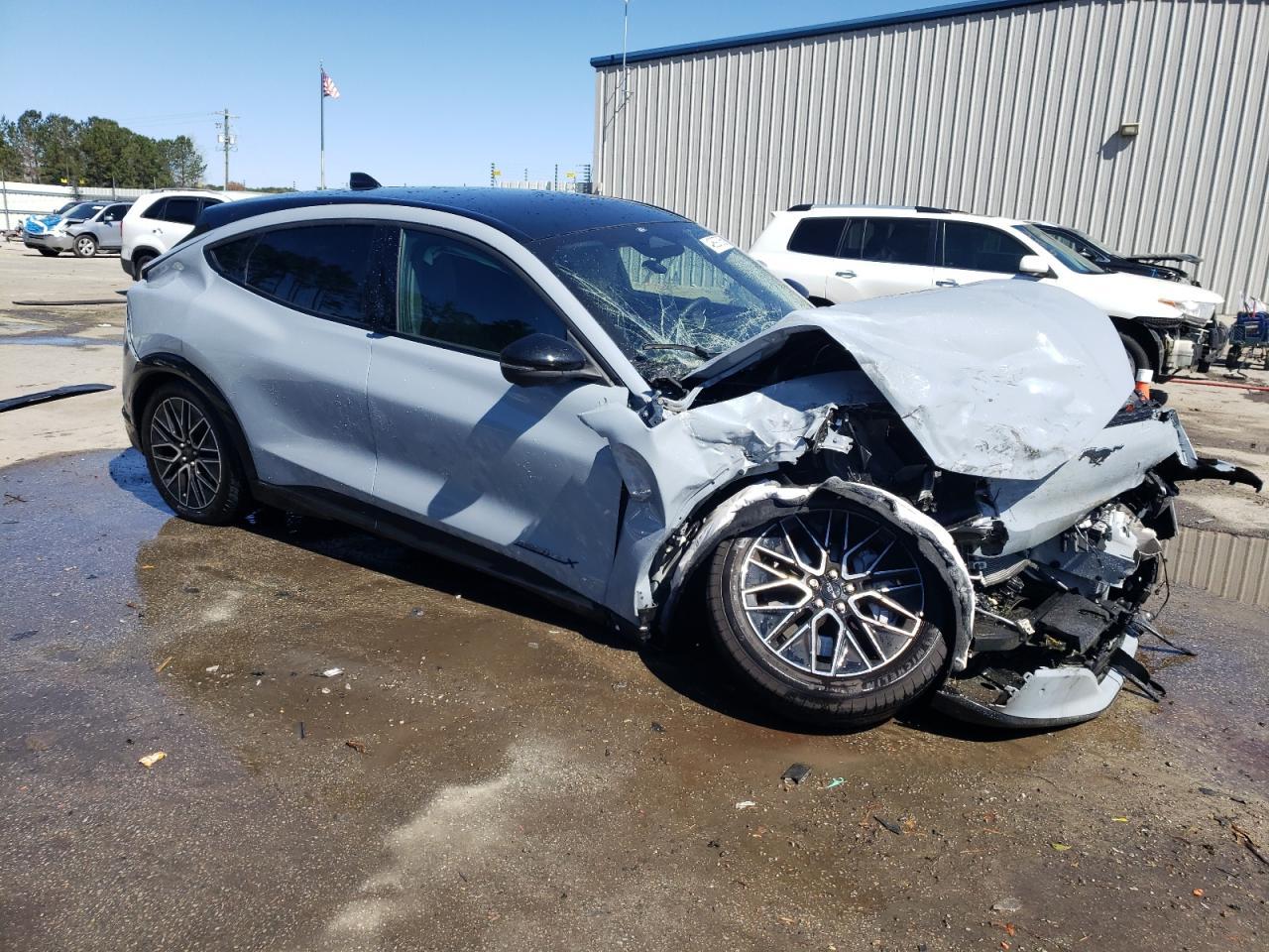 2024 Ford Mustang Mach-E Premium - Фото 4