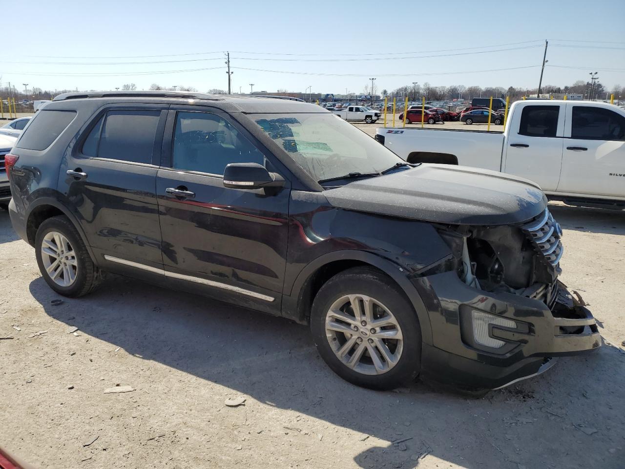 2017 Ford Explorer Xlt - Фото 4