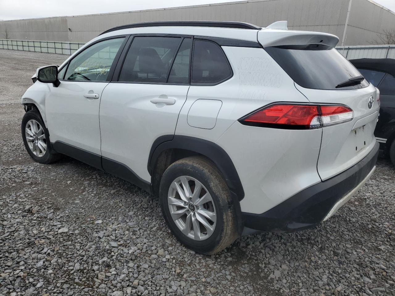 2022 Toyota Corolla Cross Le - Фото 2