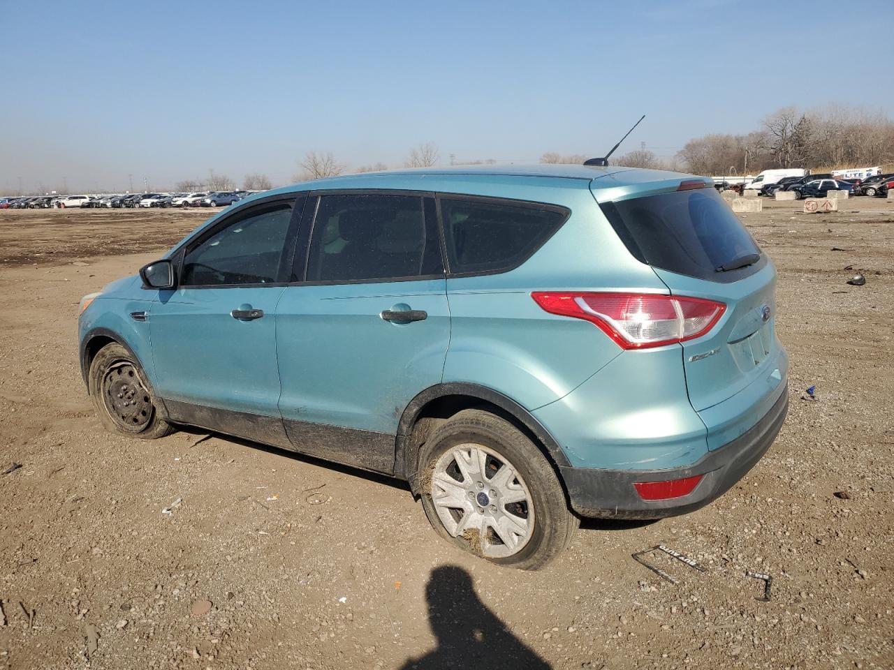 2013 Ford Escape S - Фото 2