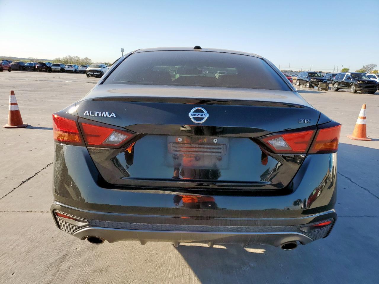 2019 Nissan Altima Sr - Image 6
