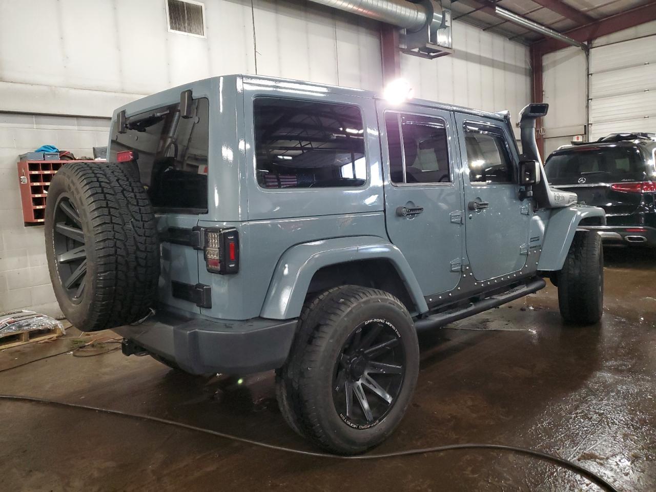 2015 Jeep Wrangler Unlimited Sport - Фото 3