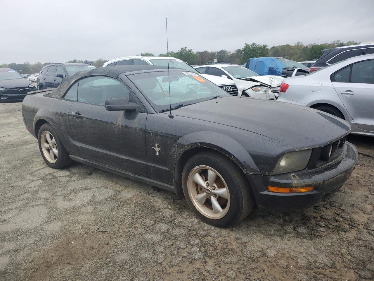 2011 Ford Mustang - Image 4