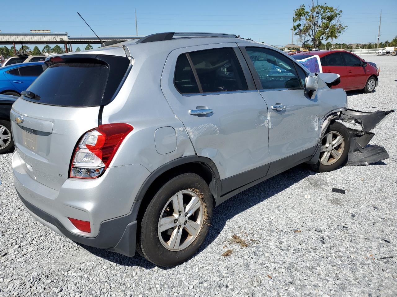 2018 Chevrolet Trax 1Lt - Image 3