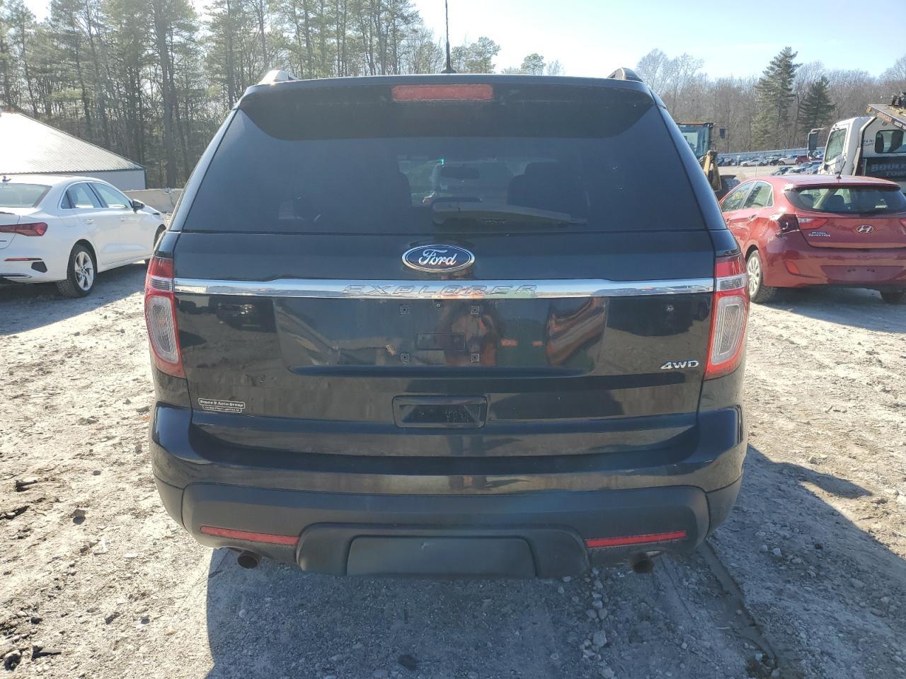 2012 Ford Explorer - Фото 6