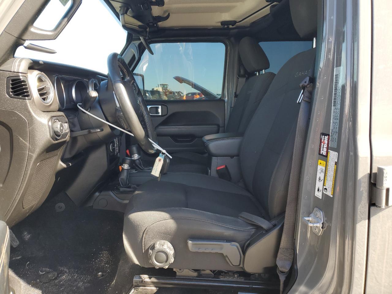 2019 Jeep Wrangler Unlimited Sahara - Image 7