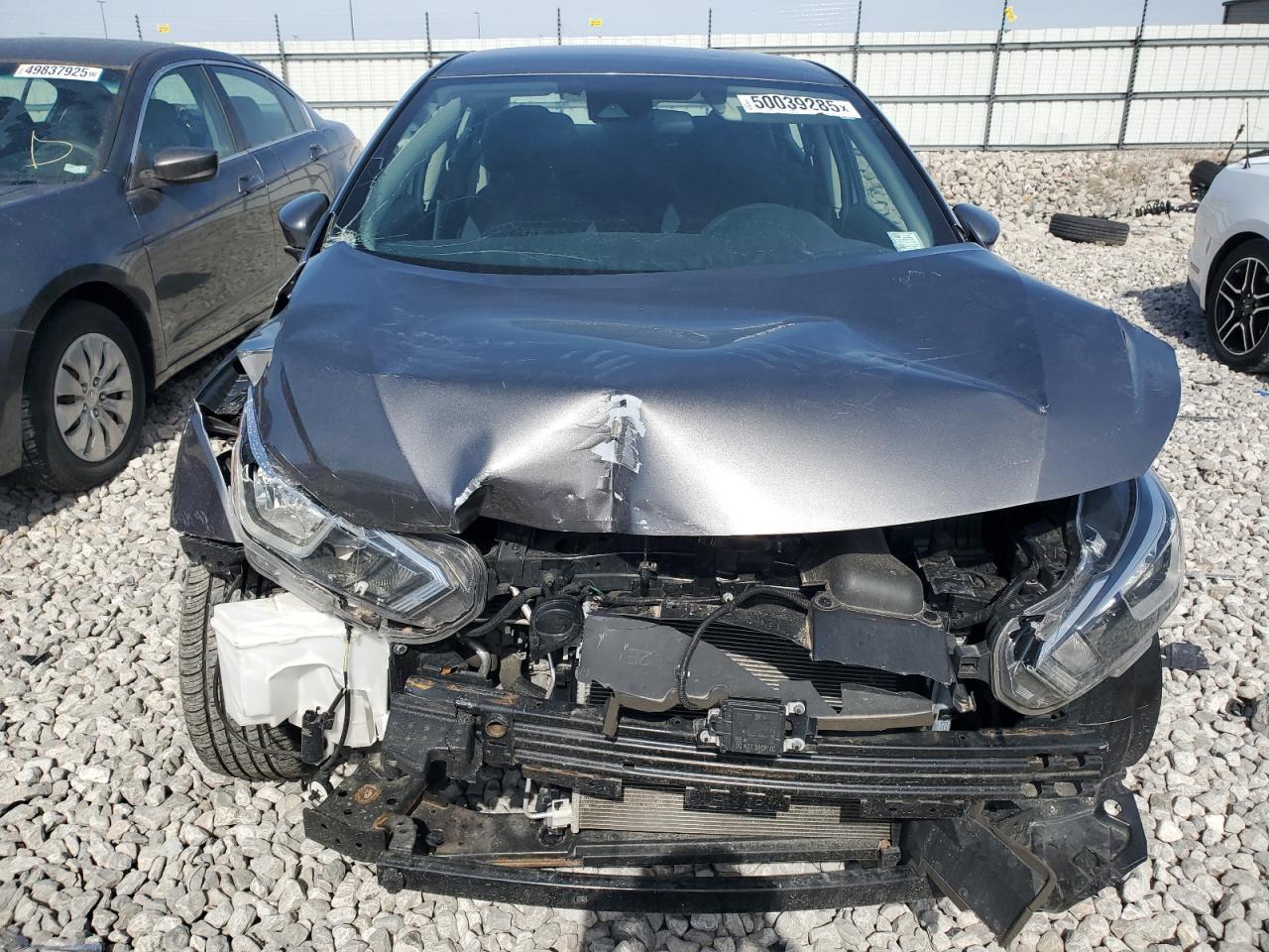 2021 Nissan Versa Sv - Image 5