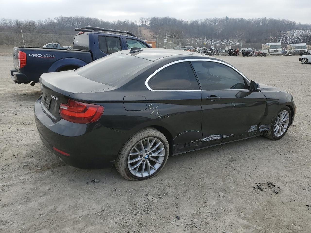2015 BMW 228 Xi - Image 3