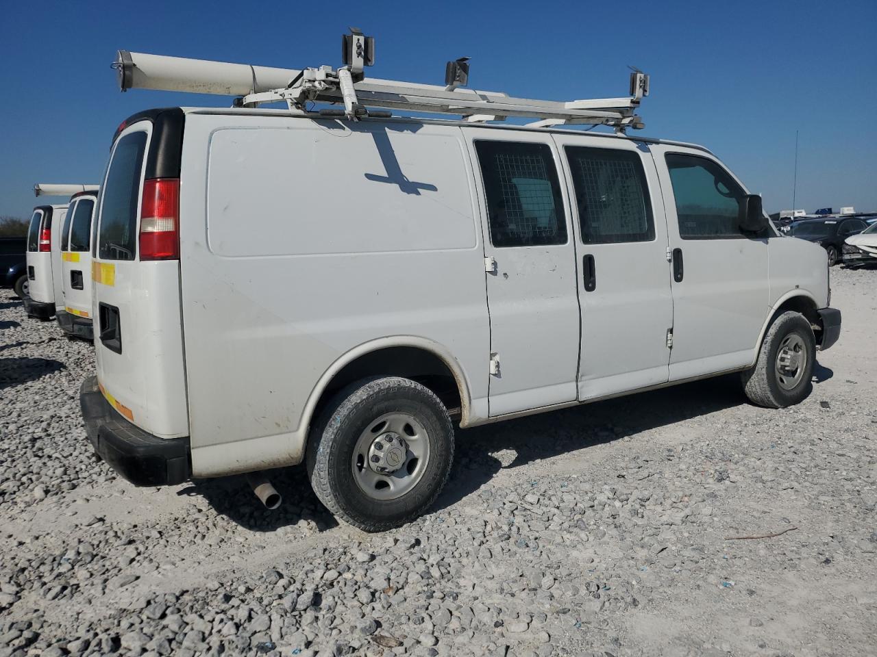 2013 Chevrolet Express G2500 - Фото 3