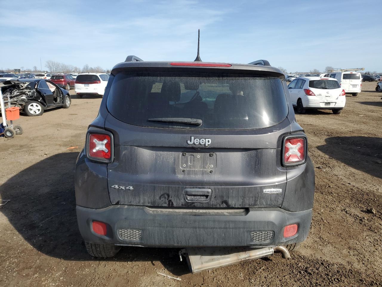 2018 Jeep Renegade Latitude - Image 6