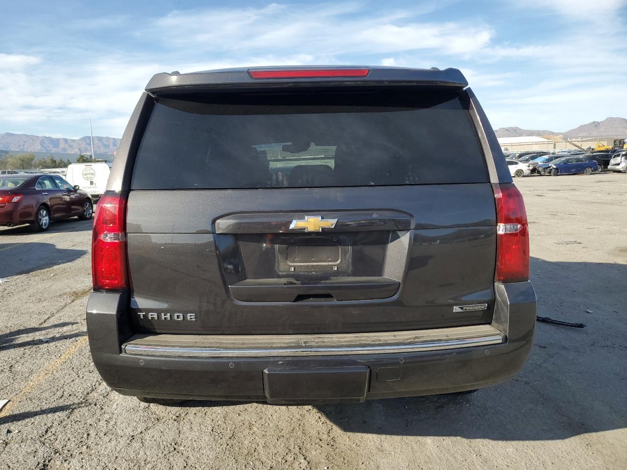 2017 Chevrolet Tahoe K1500 Premier - Фото 6