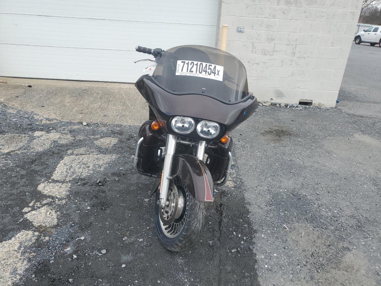 2011 Harley-Davidson Fltru - Фото 2
