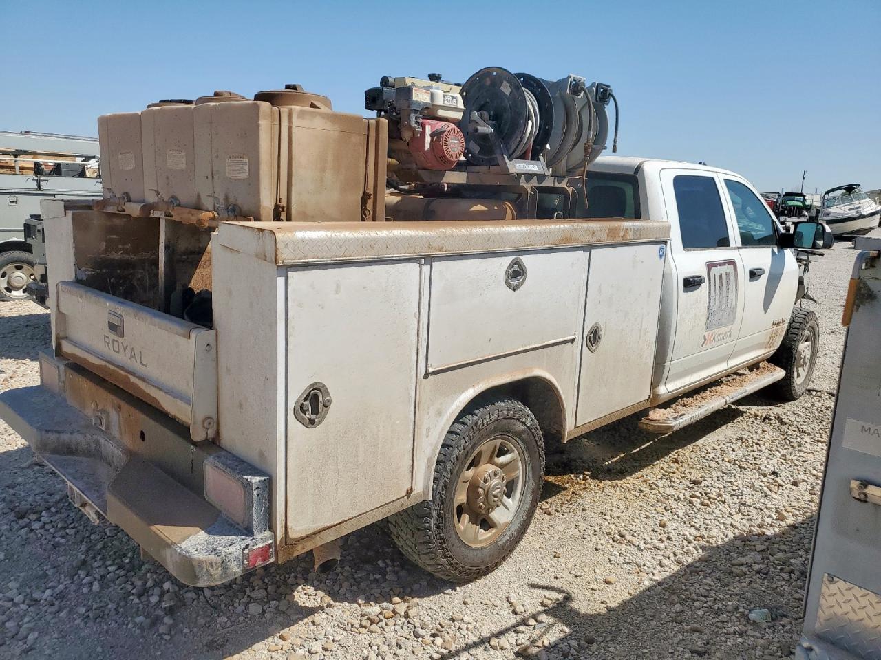 2022 Ram 2500 Tradesman - Фото 3