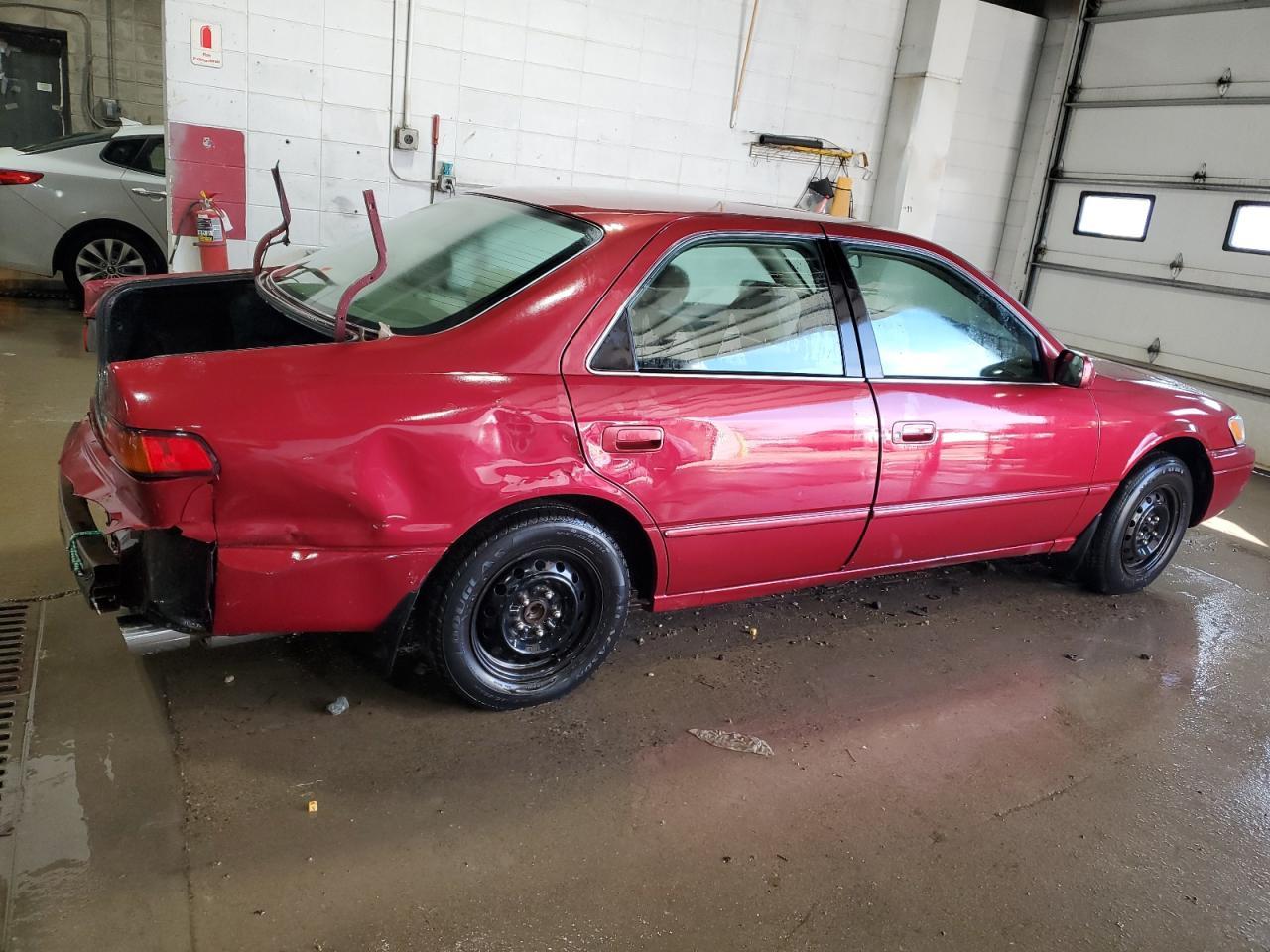 1997 Toyota Camry Ce - Фото 3