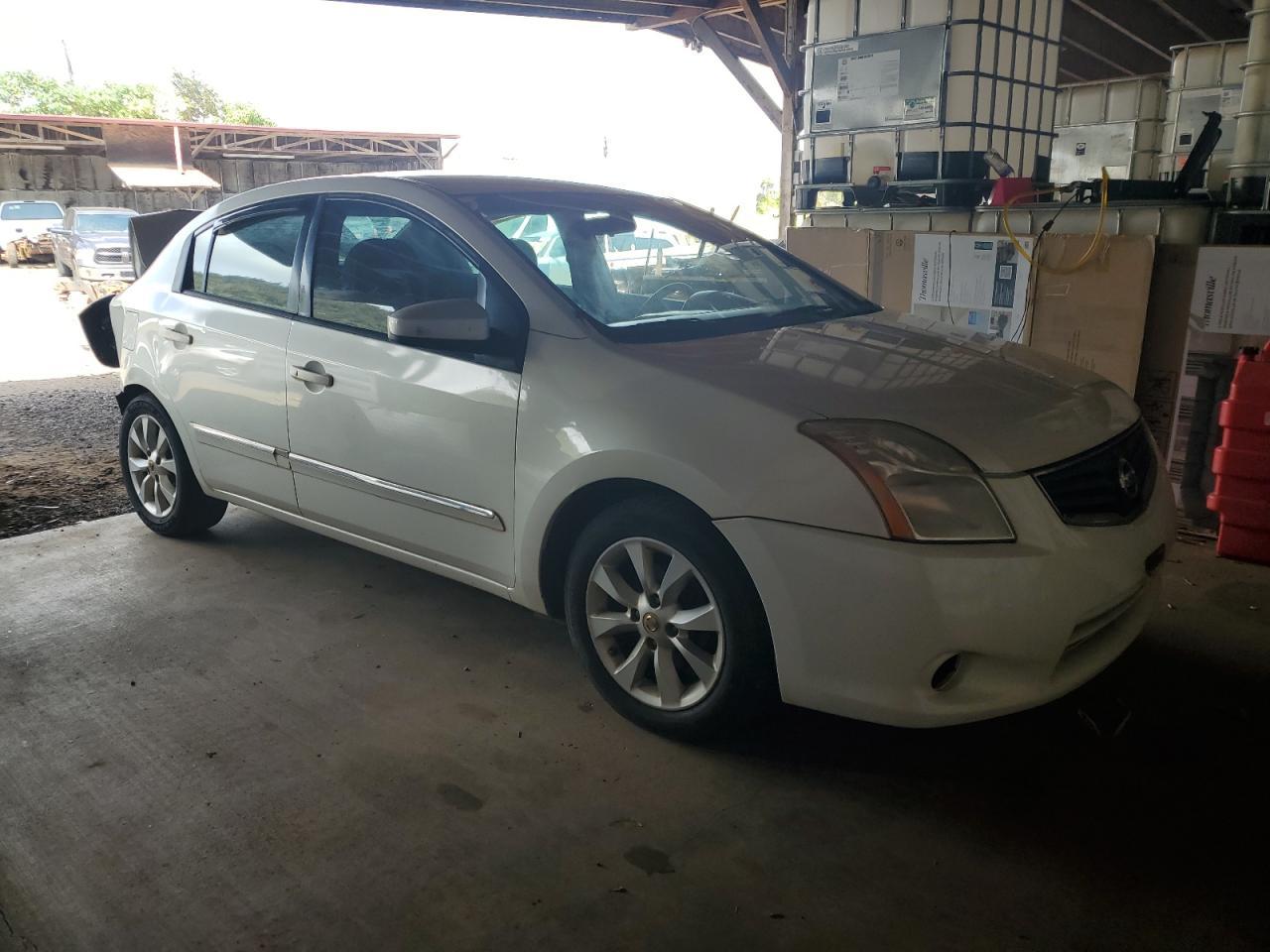2010 Nissan Sentra 2.0 - Фото 4
