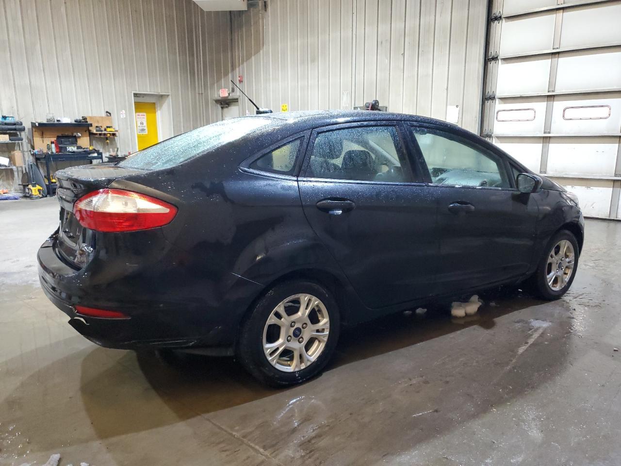 2014 Ford Fiesta Se - Фото 3
