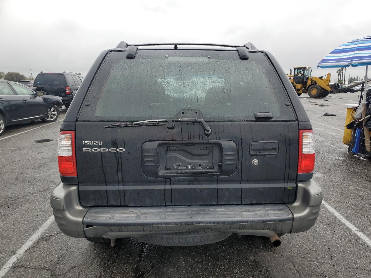 2002 Isuzu Rodeo - Фото 6