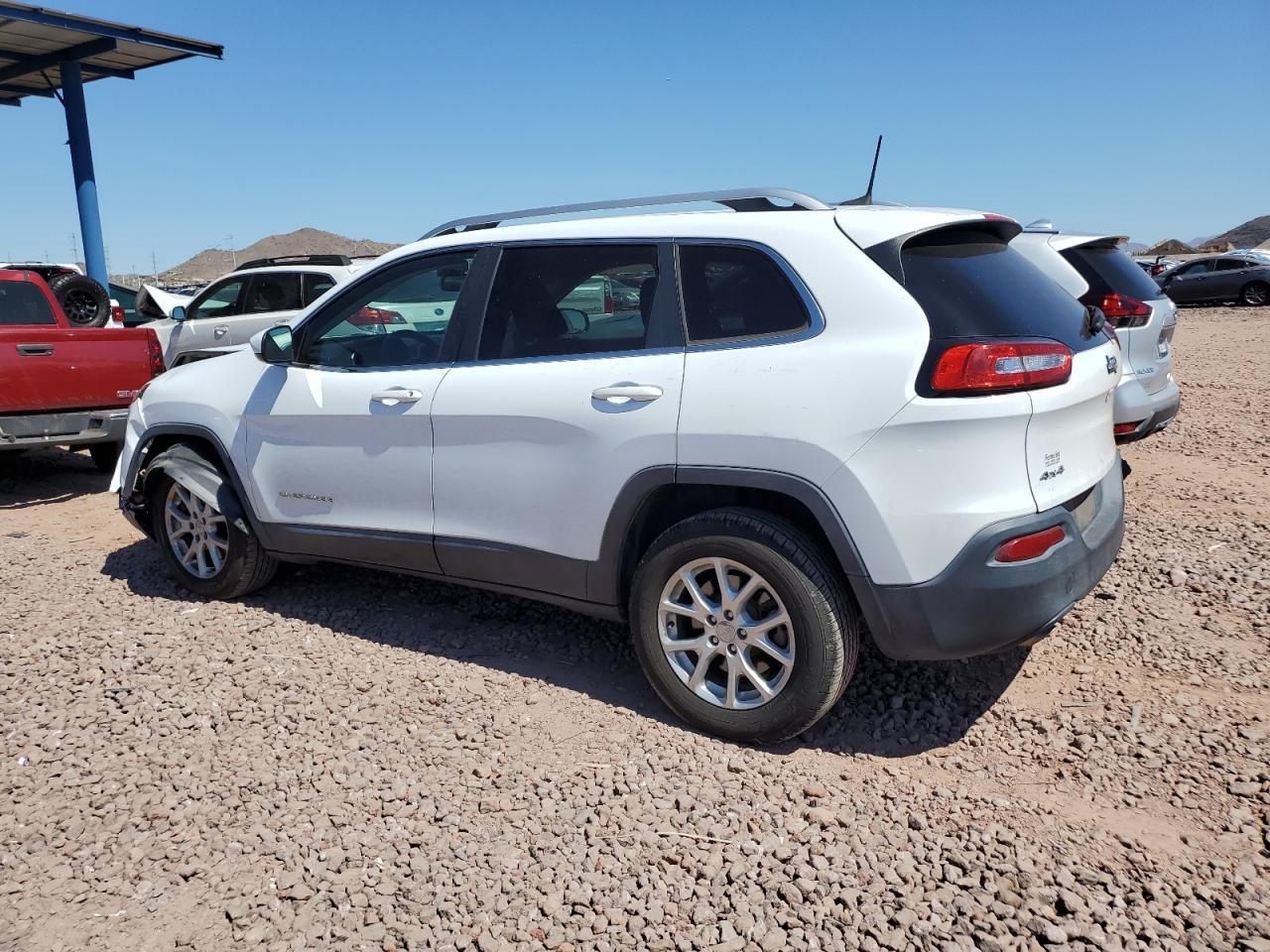 2016 Jeep Cherokee Latitude - Фото 2