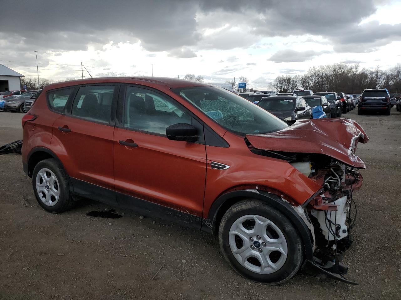 2019 Ford Escape S - Image 4