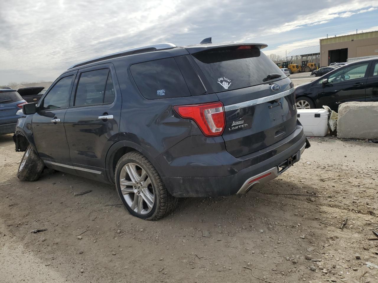 2017 Ford Explorer Limited - Фото 2