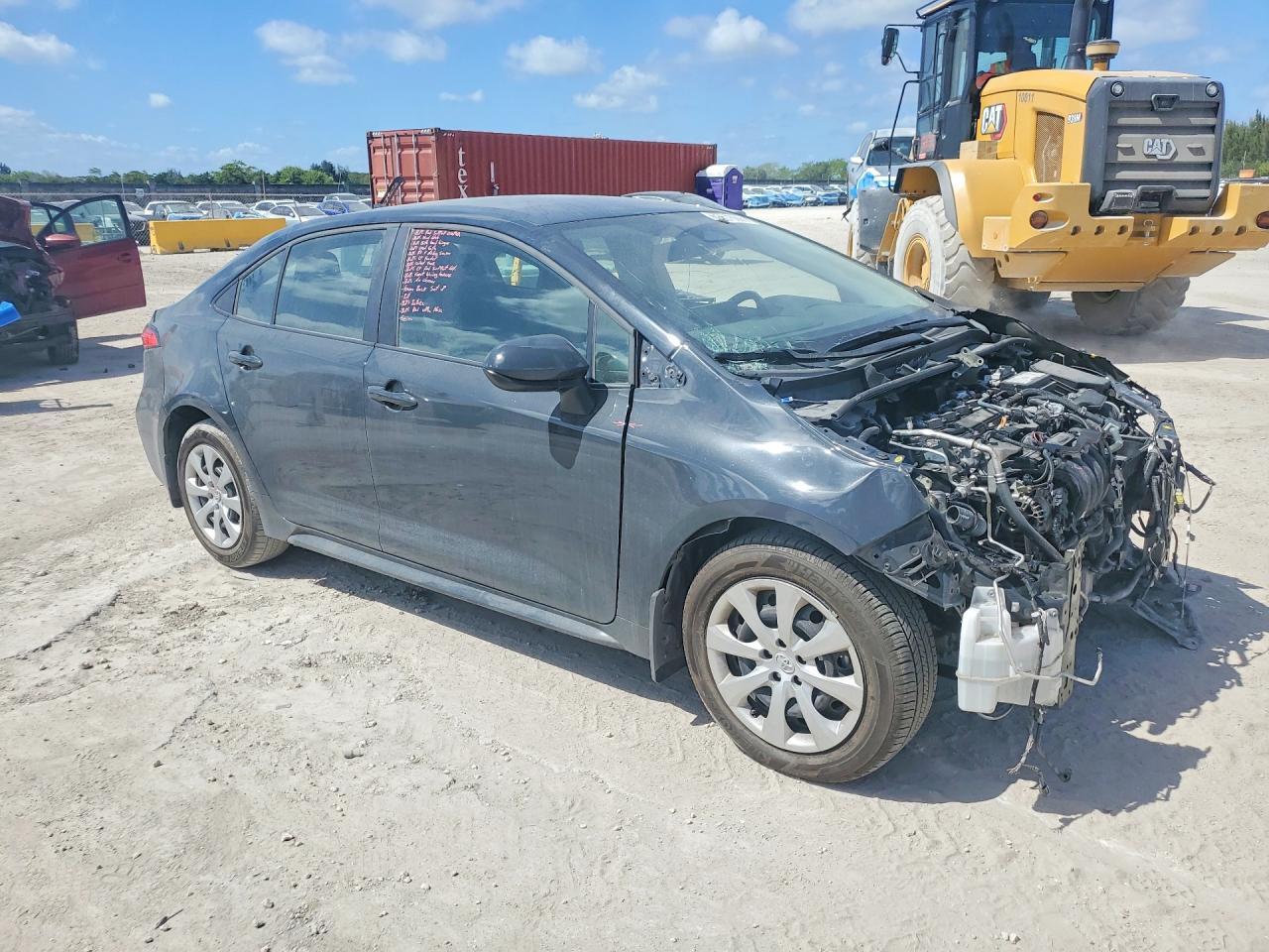 2025 Toyota Corolla Le - Фото 4