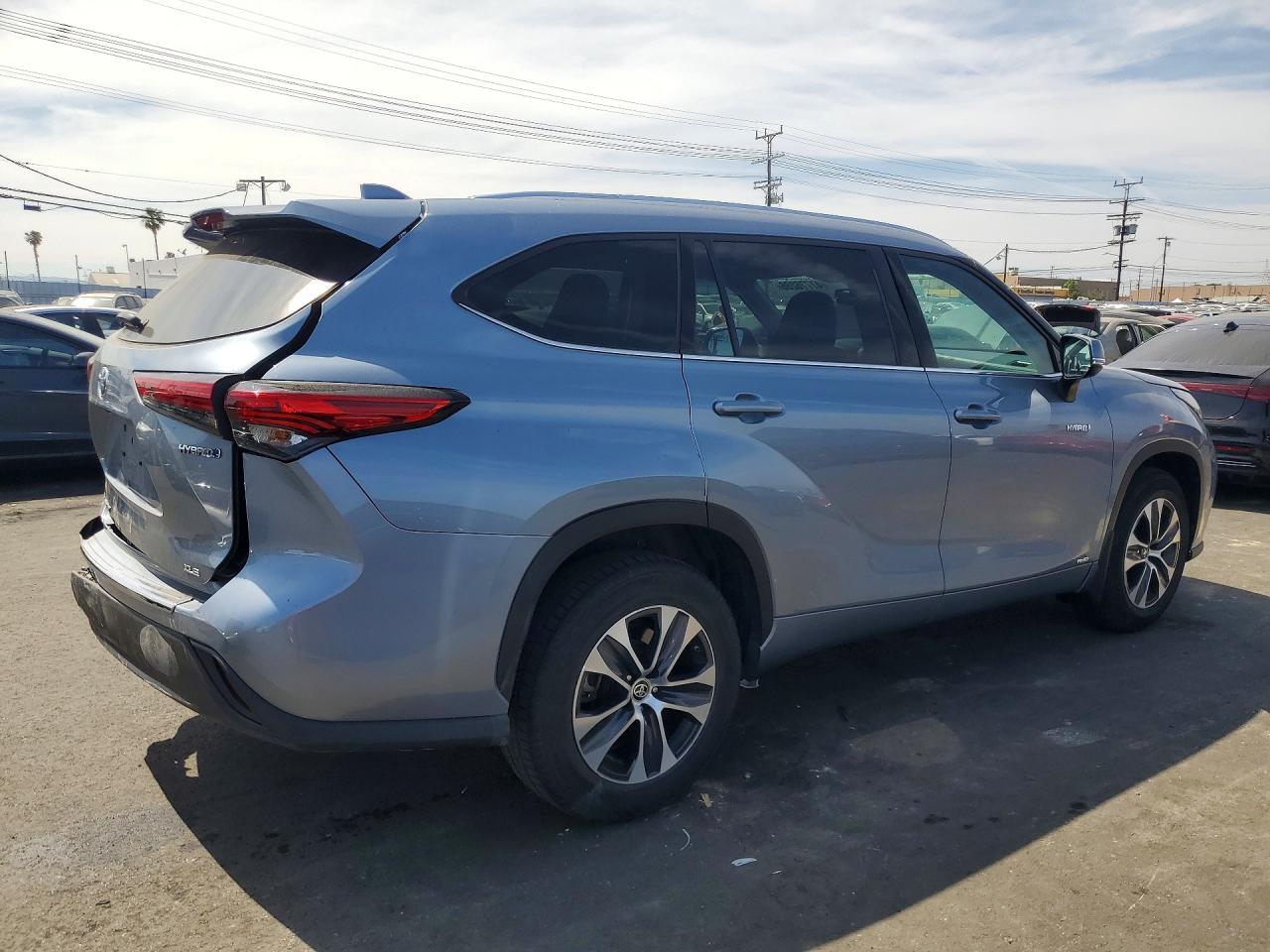 2020 Toyota Highlander Hybrid Xle - Фото 3