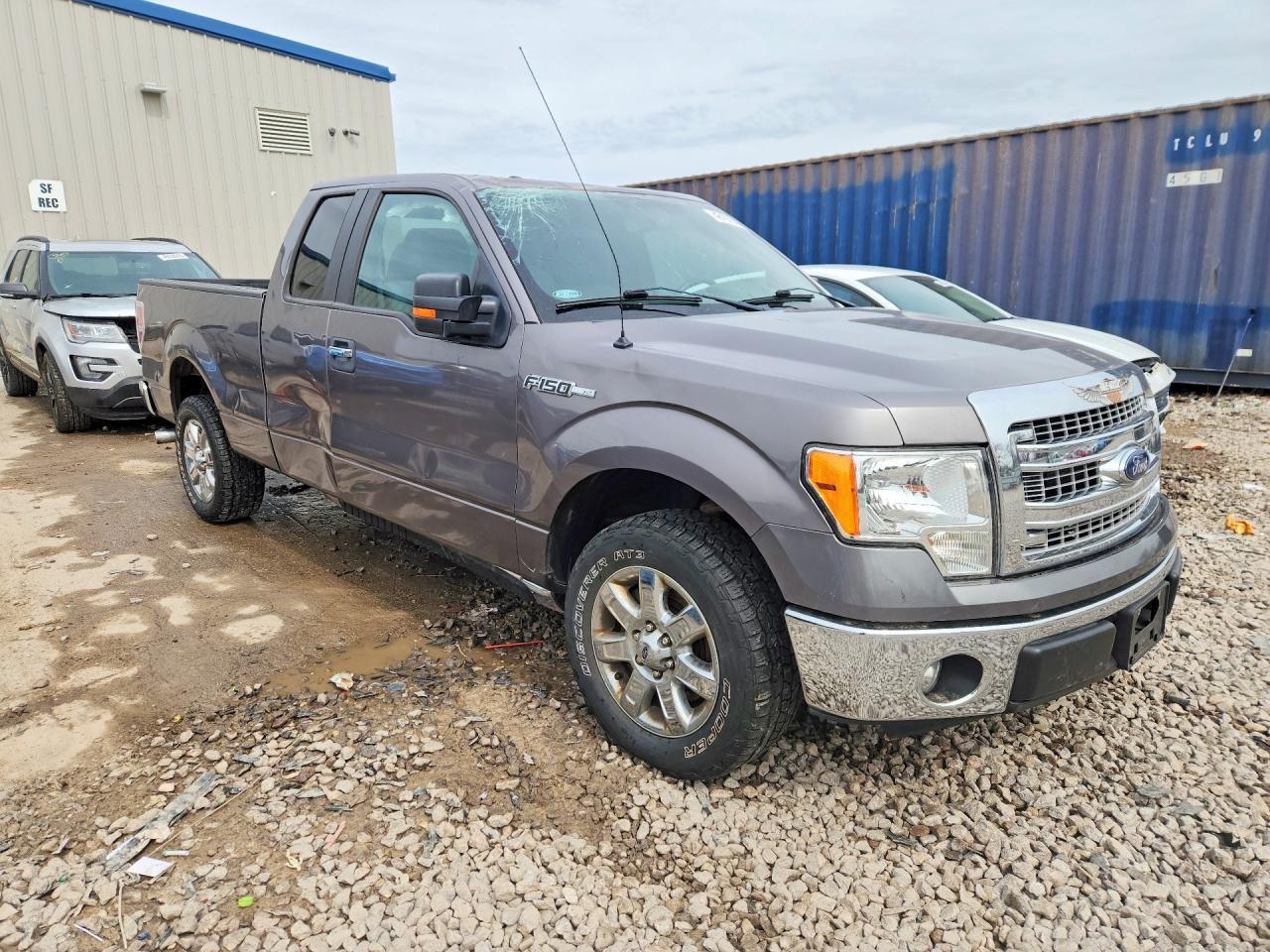 2014 Ford F150 Super Cab - Image 4