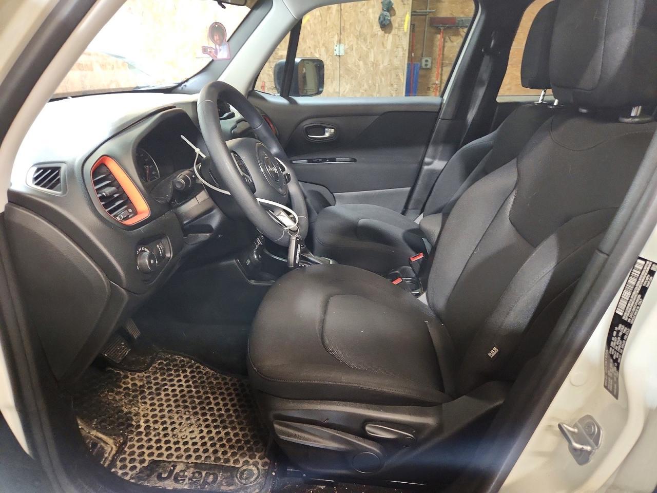 2018 Jeep Renegade Sport - Image 7
