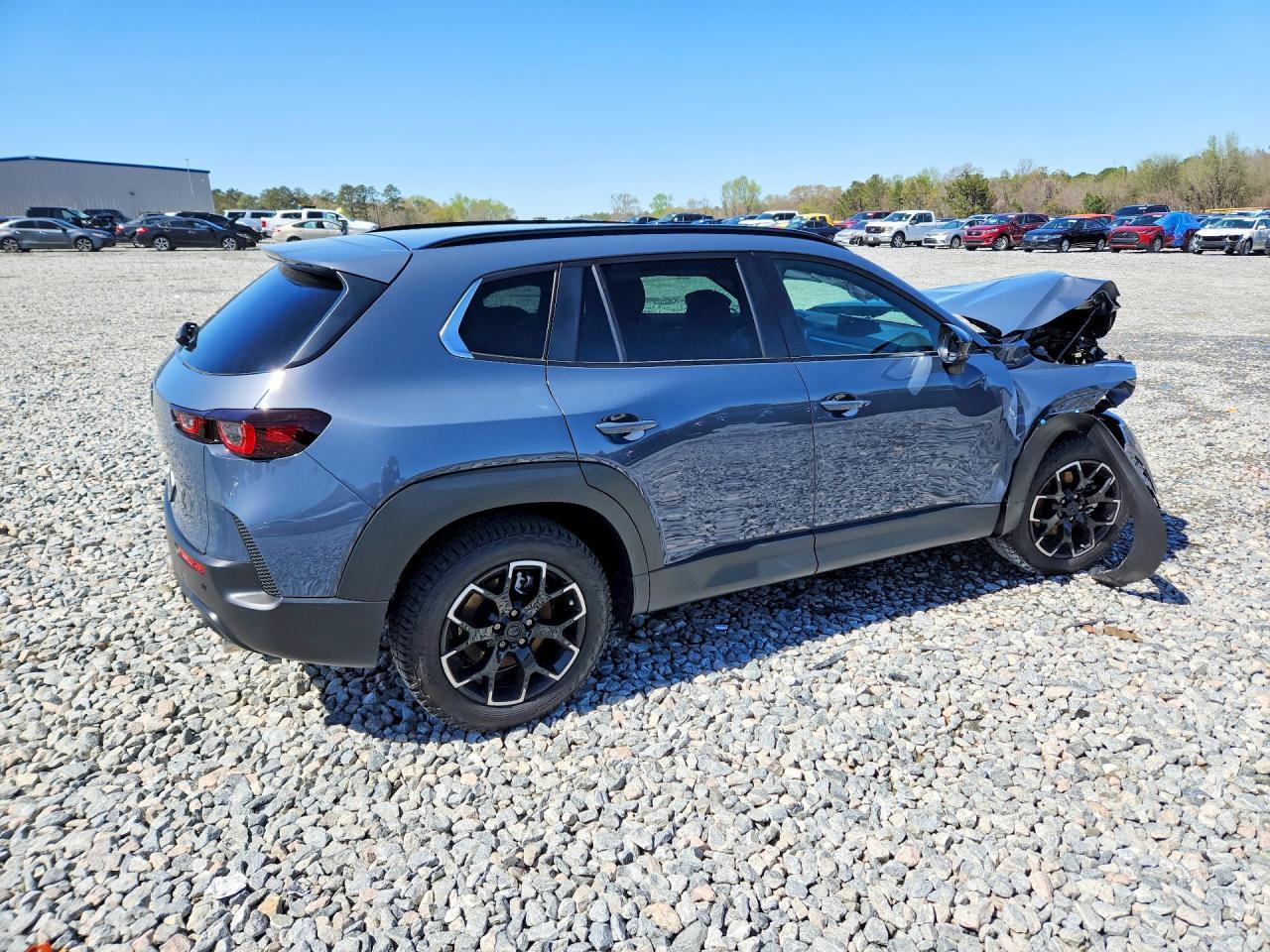 2026 Mazda Cx-50 Meridian Edition - Image 3