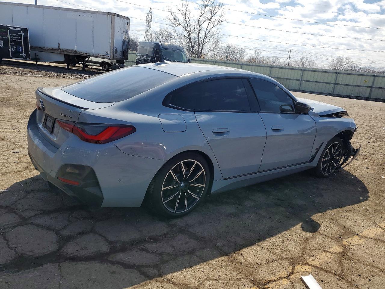 2024 BMW I4 xDrive 40 - Фото 3