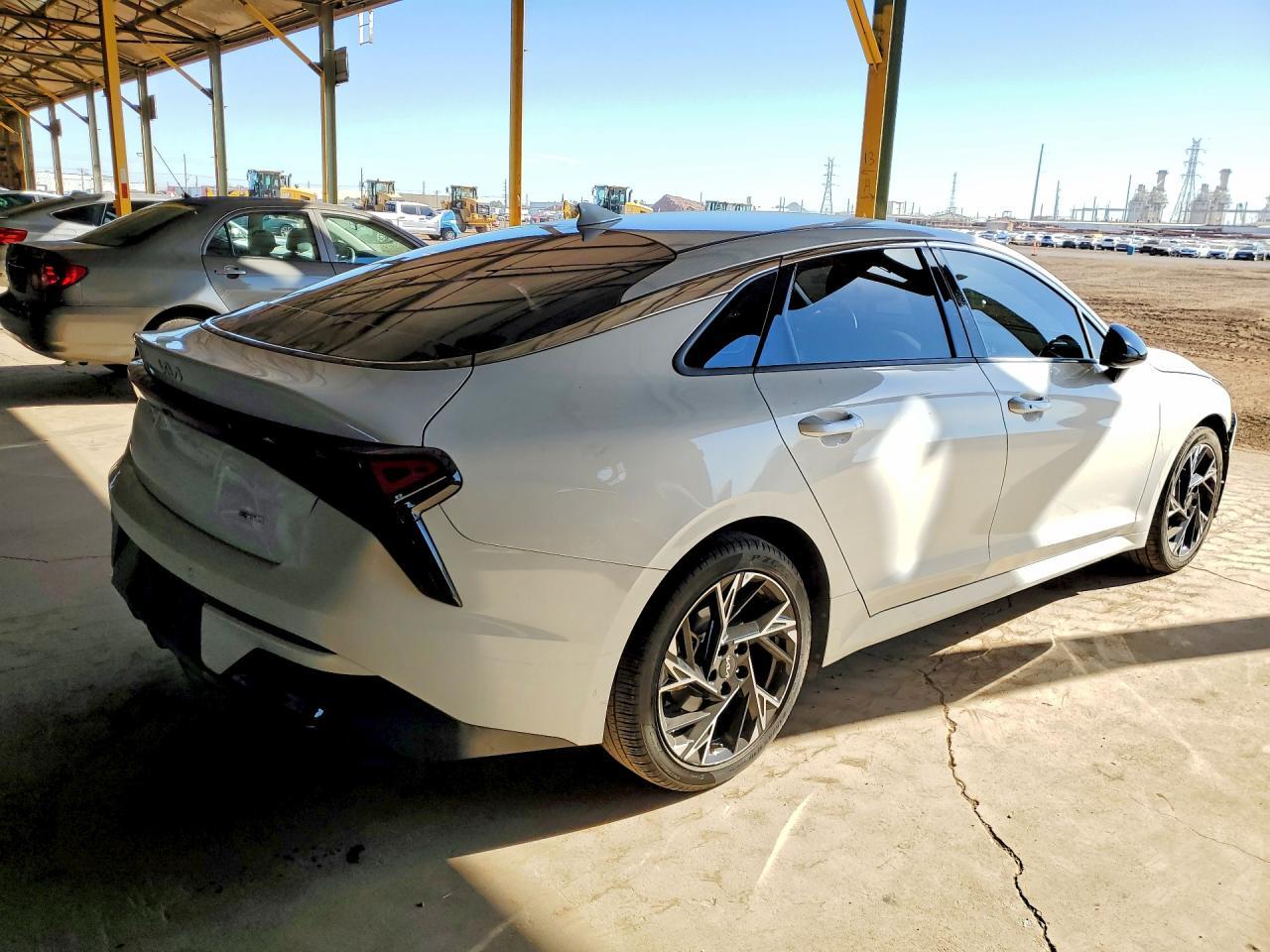 2025 Kia K5 Gt-Line - Фото 3