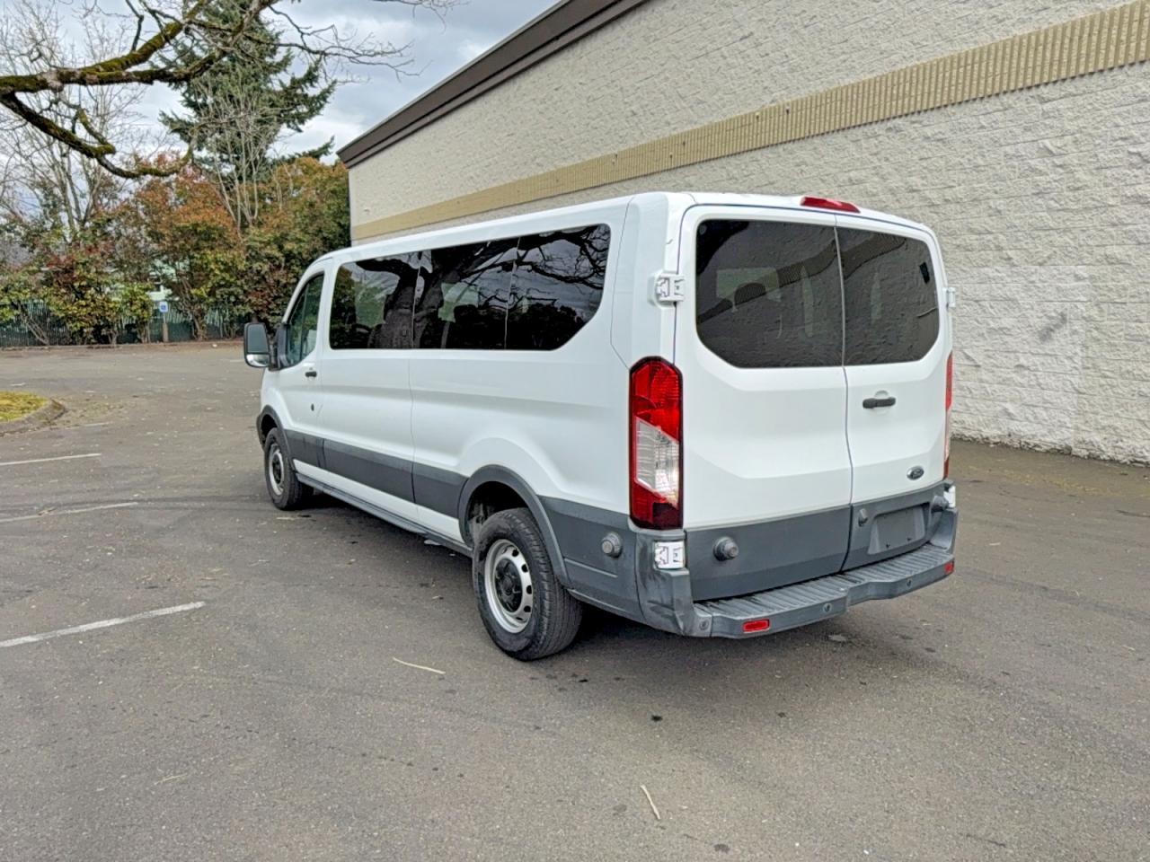 2016 Ford Transit T-350 - Image 3