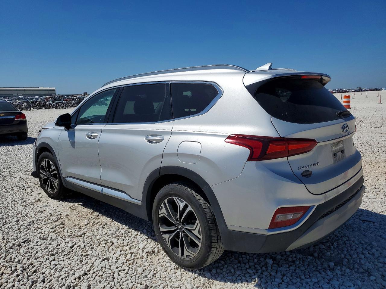 2019 Hyundai Santa Fe Ultimate 2.0T - Фото 2
