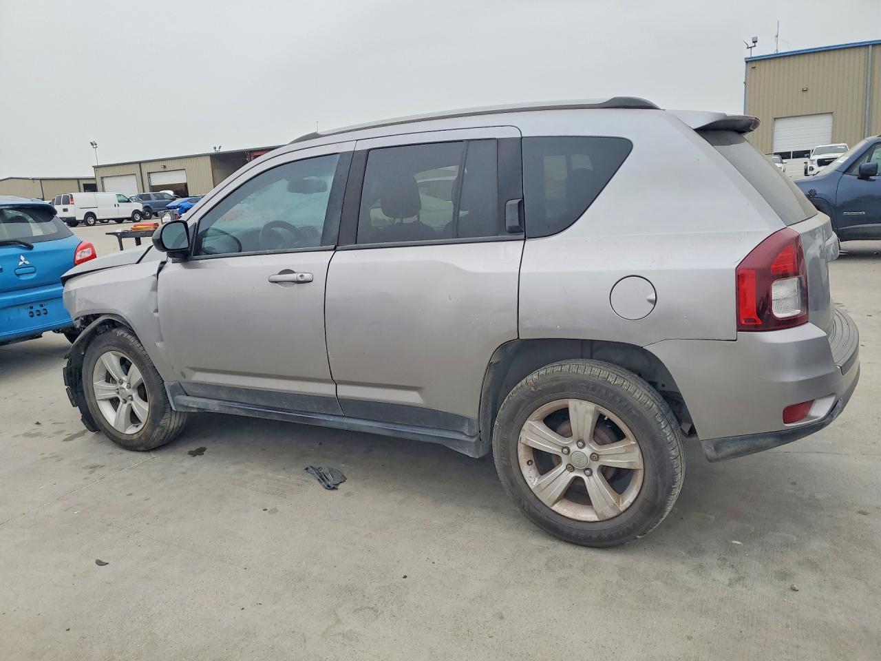2016 Jeep Compass Sport - Image 2