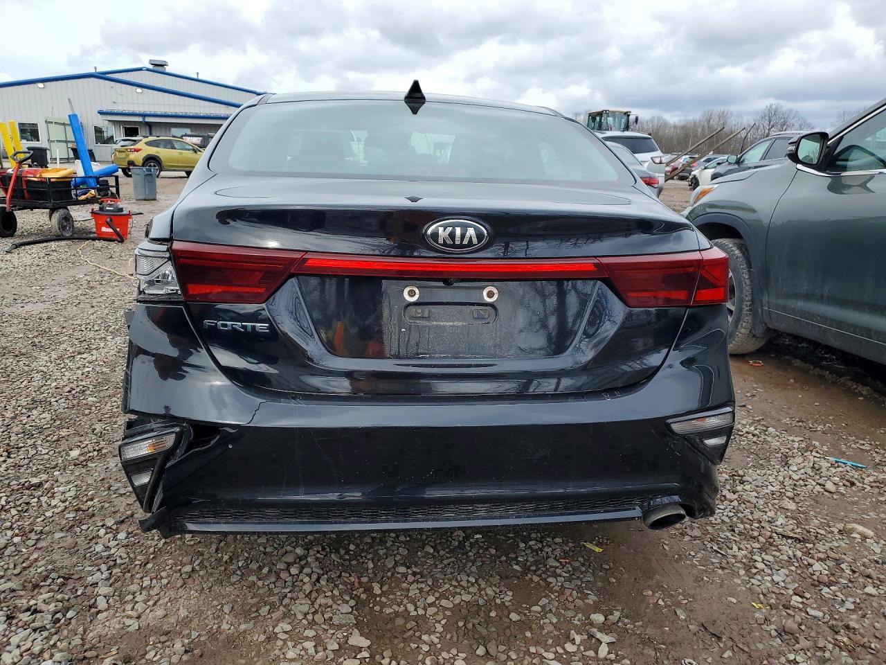 2021 Kia Forte Lxs - Image 6