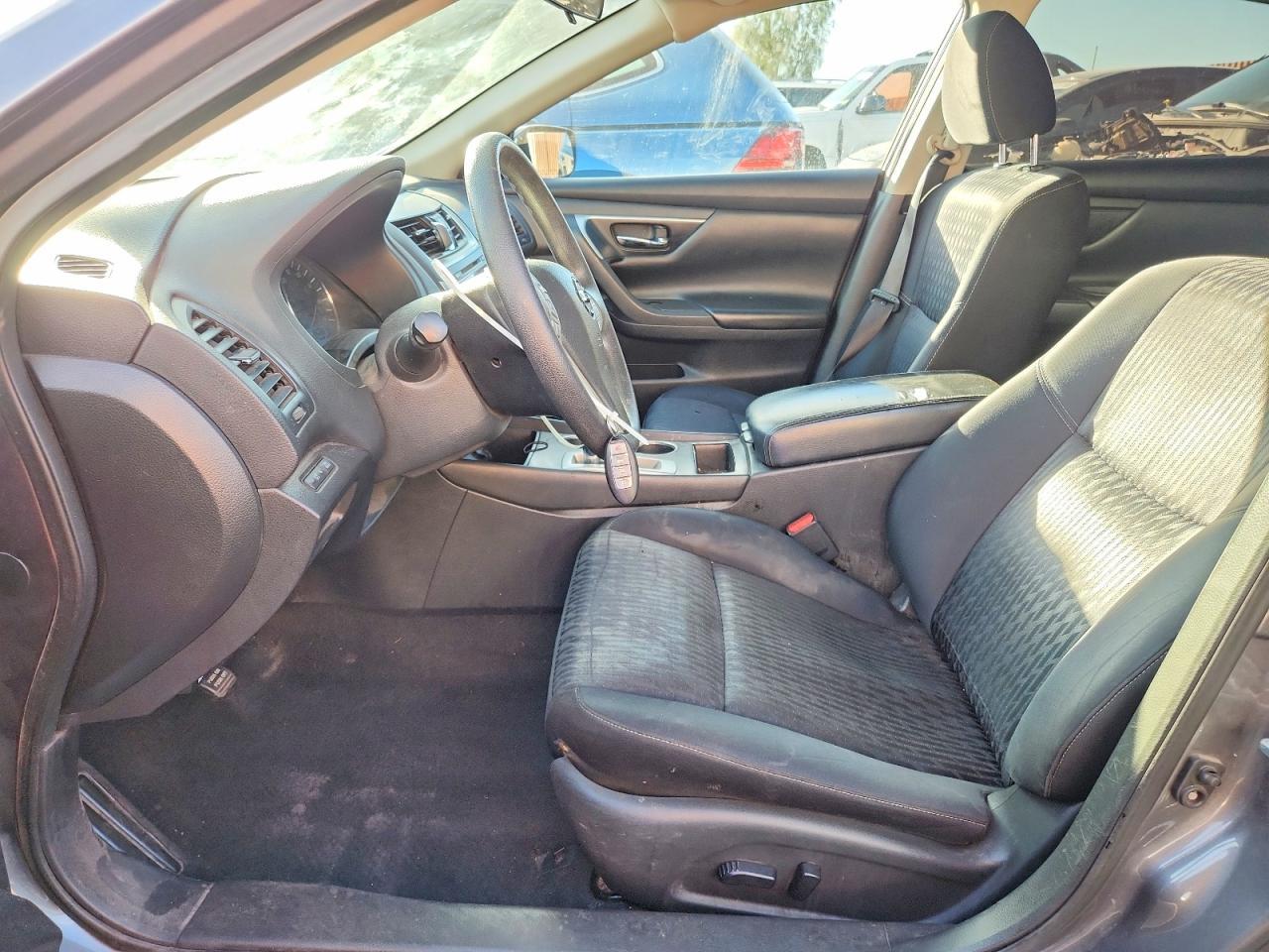 2017 Nissan Altima 2.5 - Фото 7