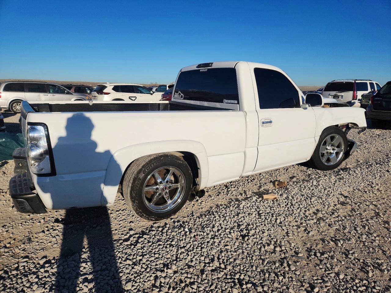 2002 Chevrolet Silverado C1500 - Фото 3