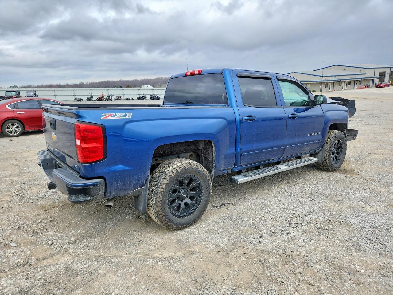 2017 Chevrolet Silverado K1500 Lt - Image 3