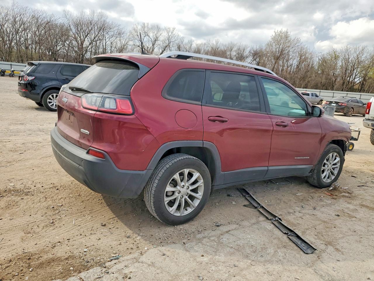 2020 Jeep Cherokee Latitude - Фото 3