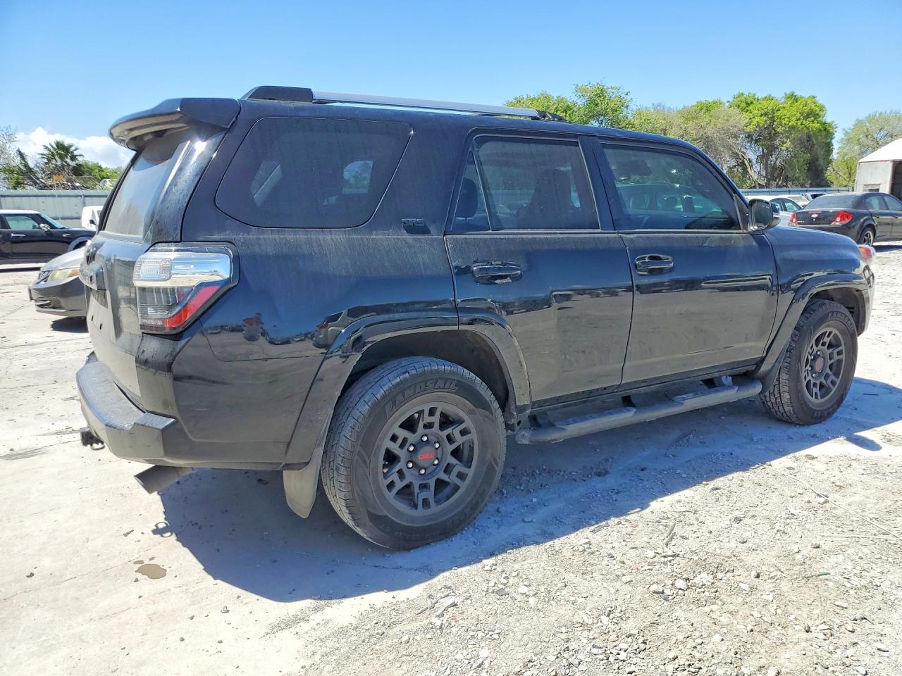 2021 Toyota 4 Runner Sr5 - Фото 3