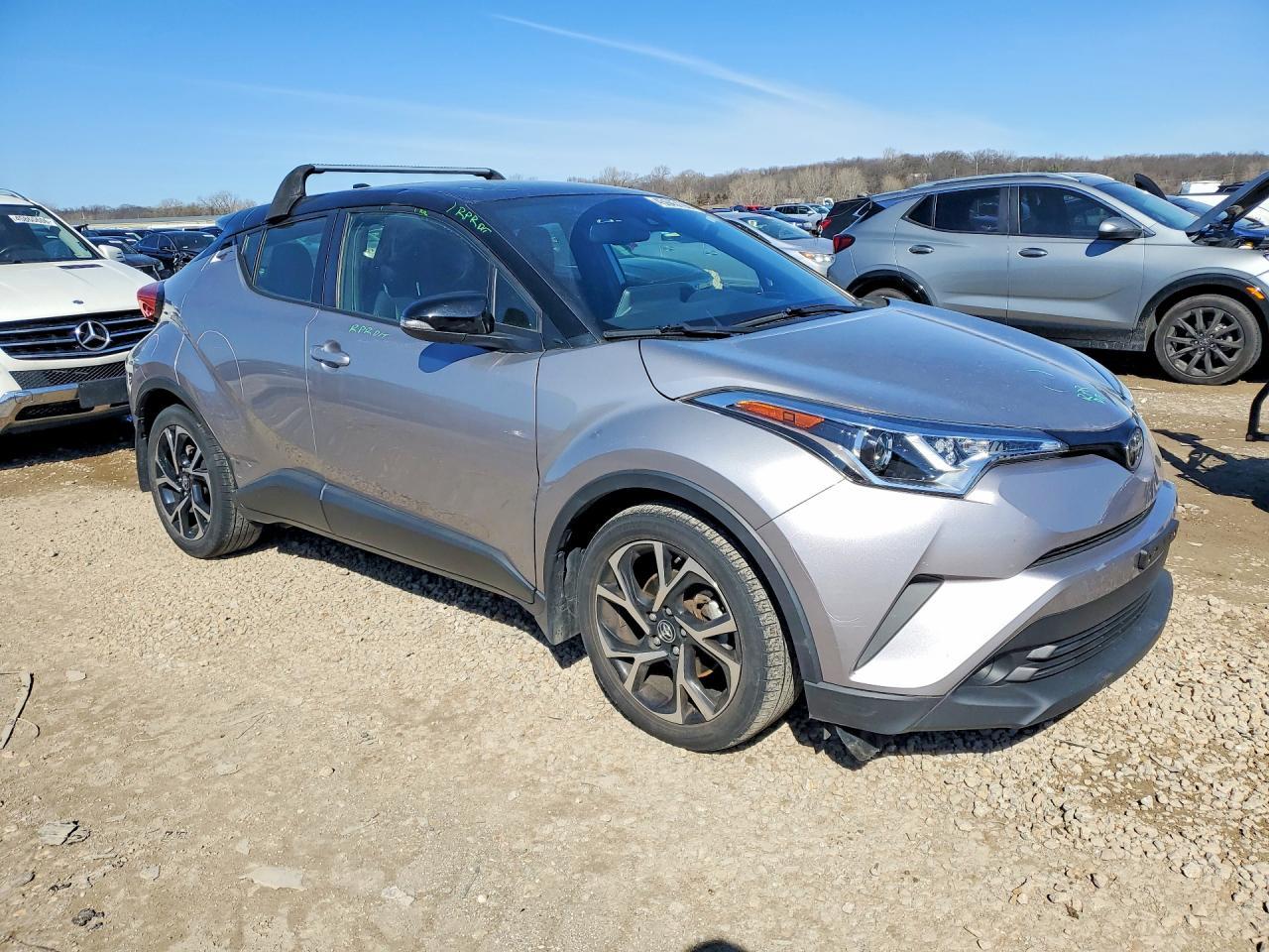2019 Toyota C-Hr Xle - Фото 4