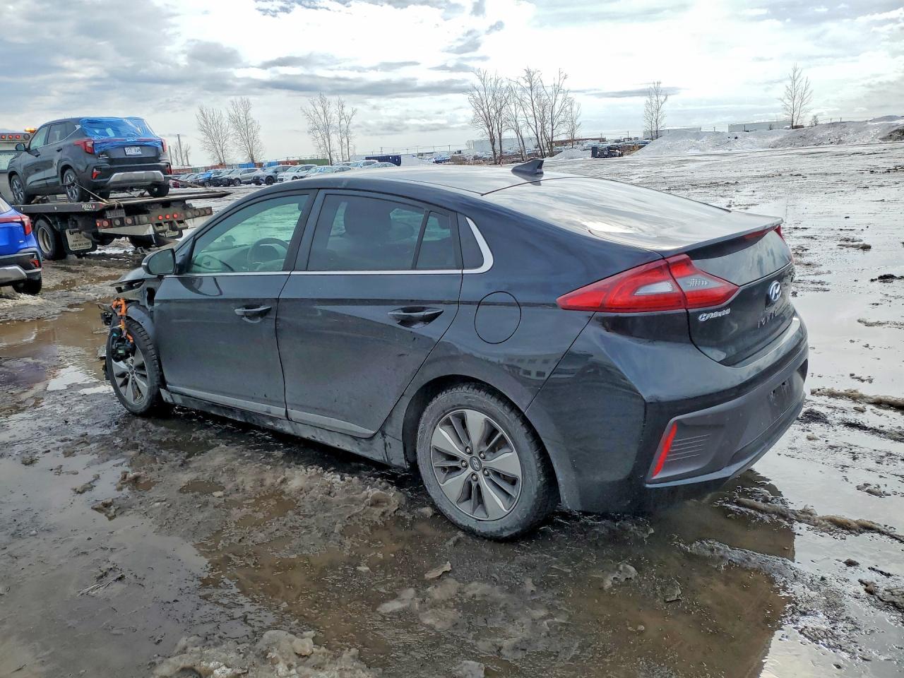 2019 Hyundai Ioniq Plug-In Hybrid Base - Фото 2