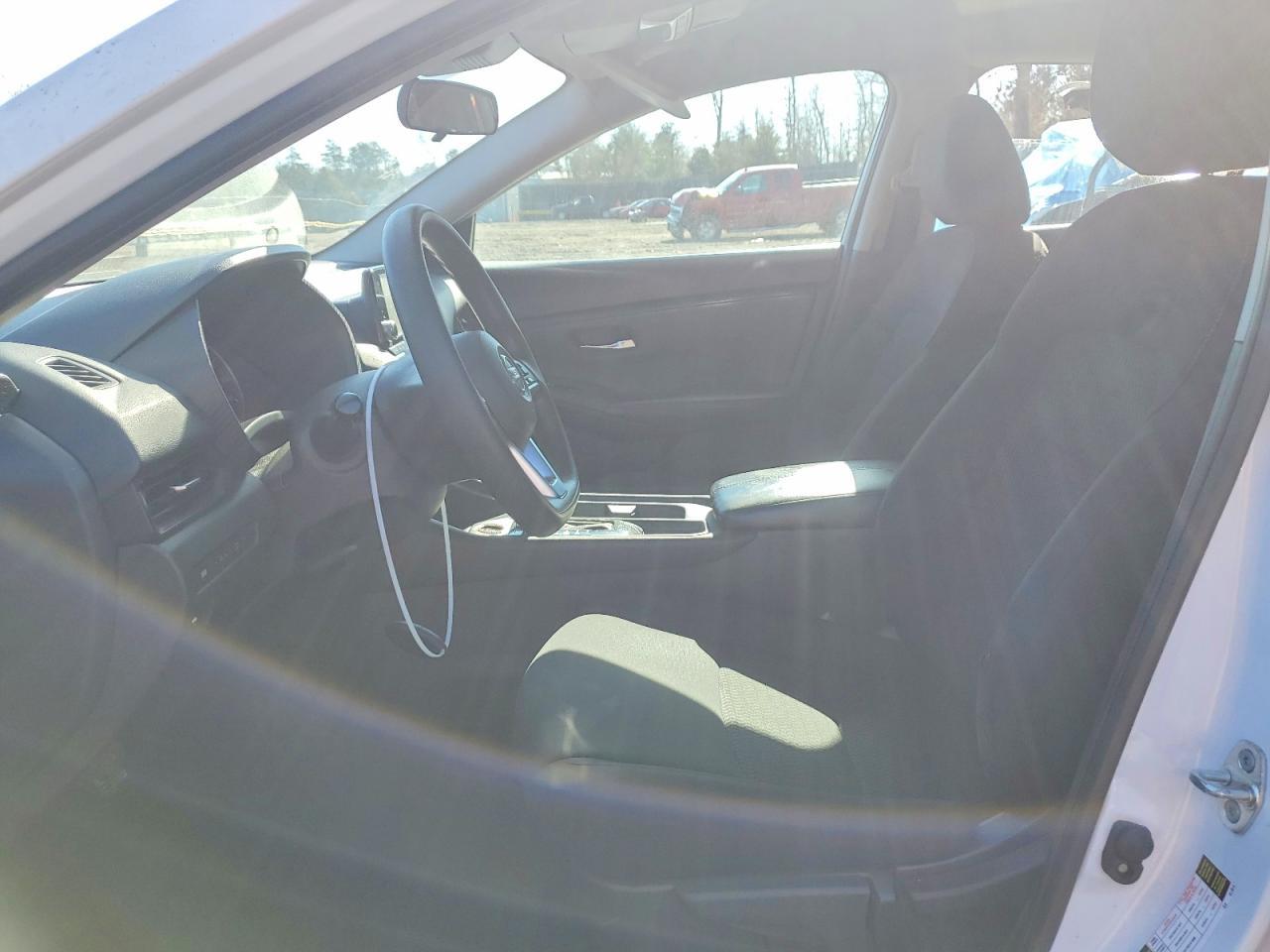 2023 Nissan Sentra S - Image 7
