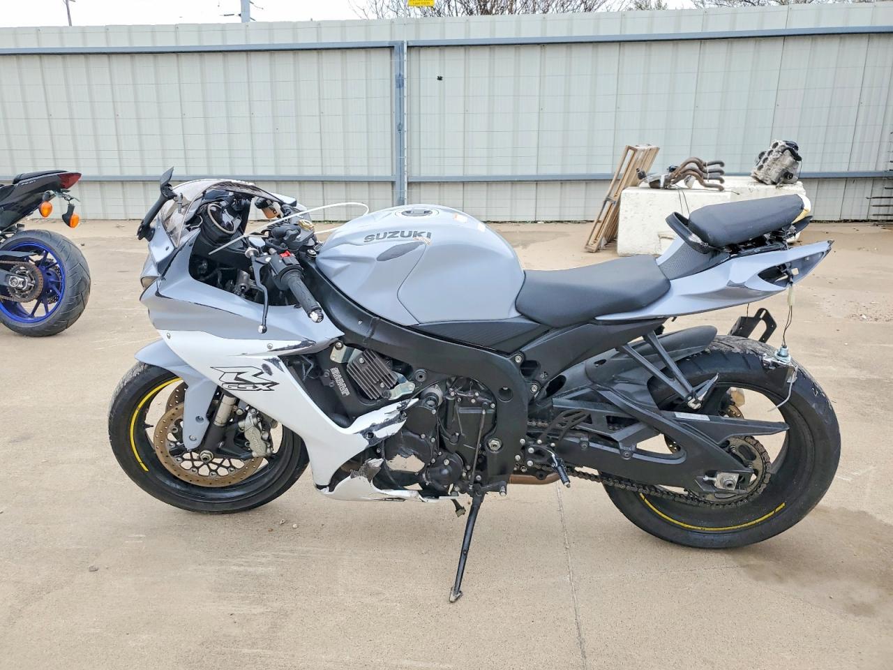 2022 Suzuki Gsx-R600 - Image 3