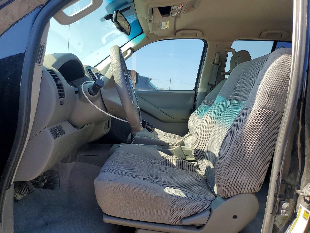 2012 Nissan Frontier S - Фото 7