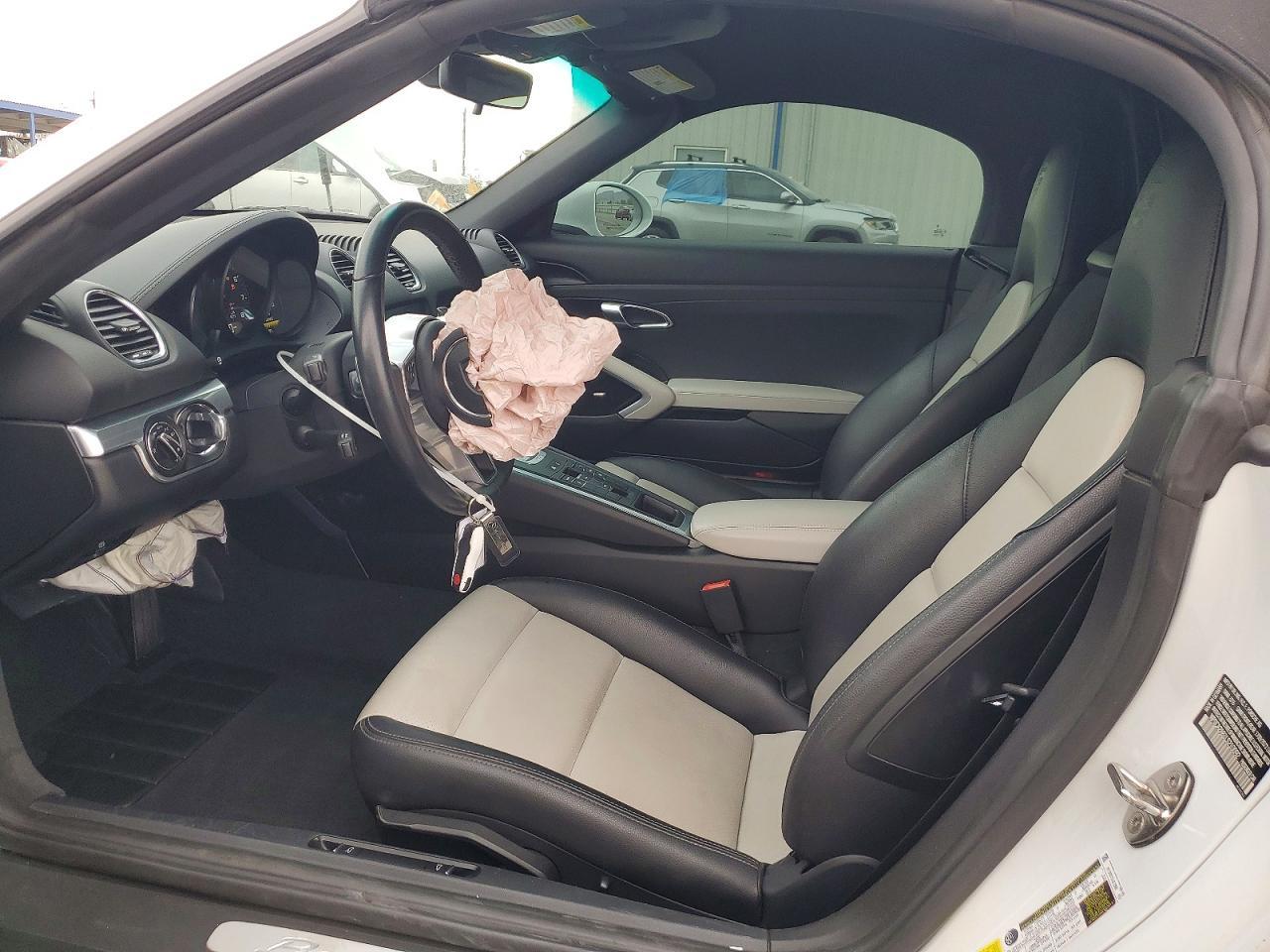 2020 Porsche Boxster Base - Image 7