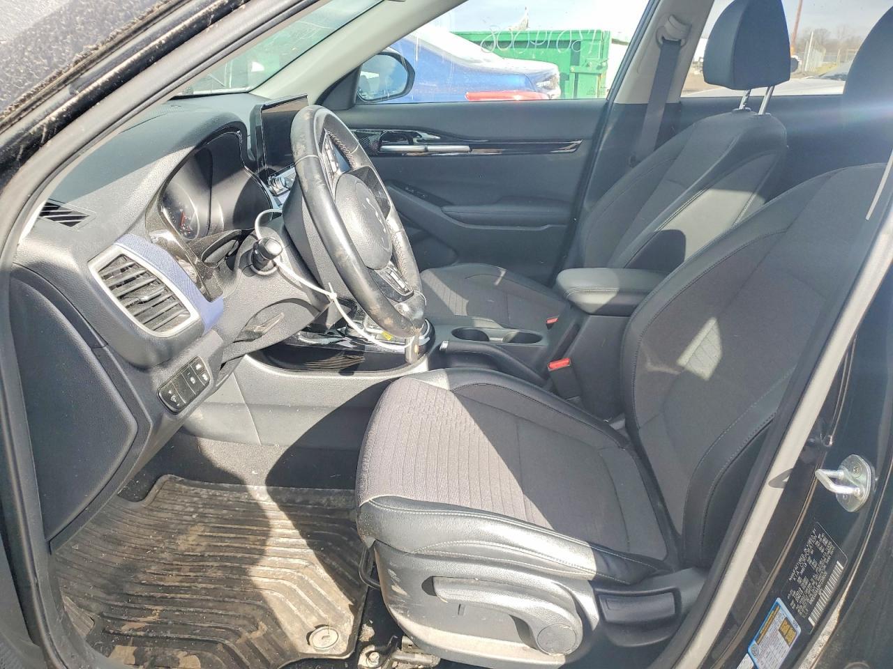 2022 Kia Seltos S - Фото 7