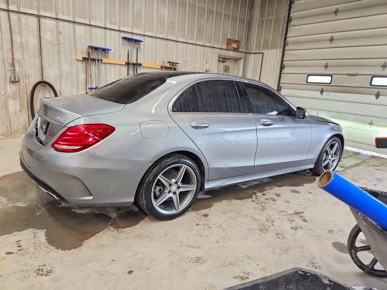 2015 Mercedes-Benz C 300 4Matic - Фото 3