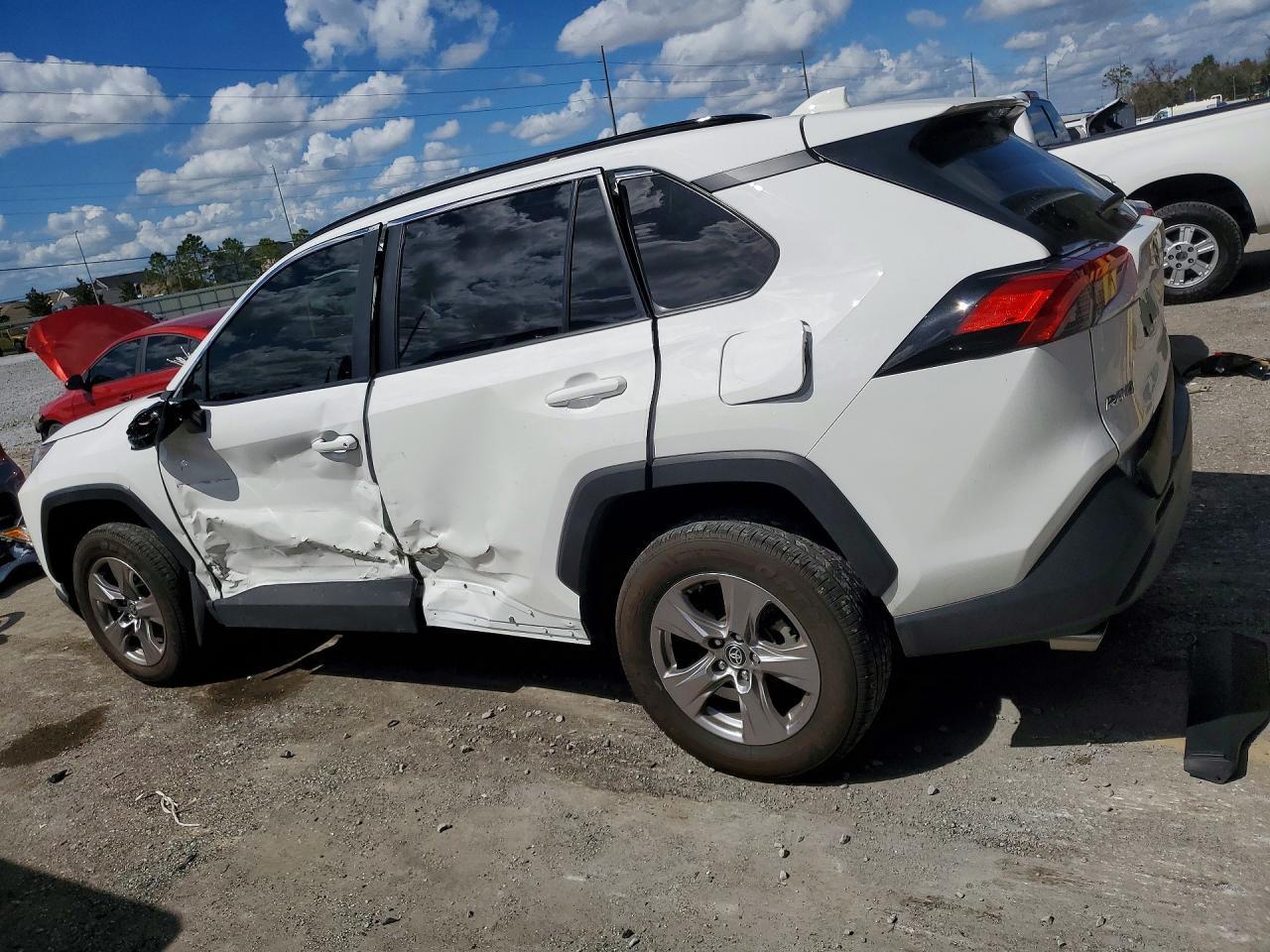2024 Toyota Rav4 Xle - Image 2